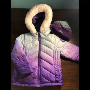 Toddler girls 2T puffer coat and matching hat